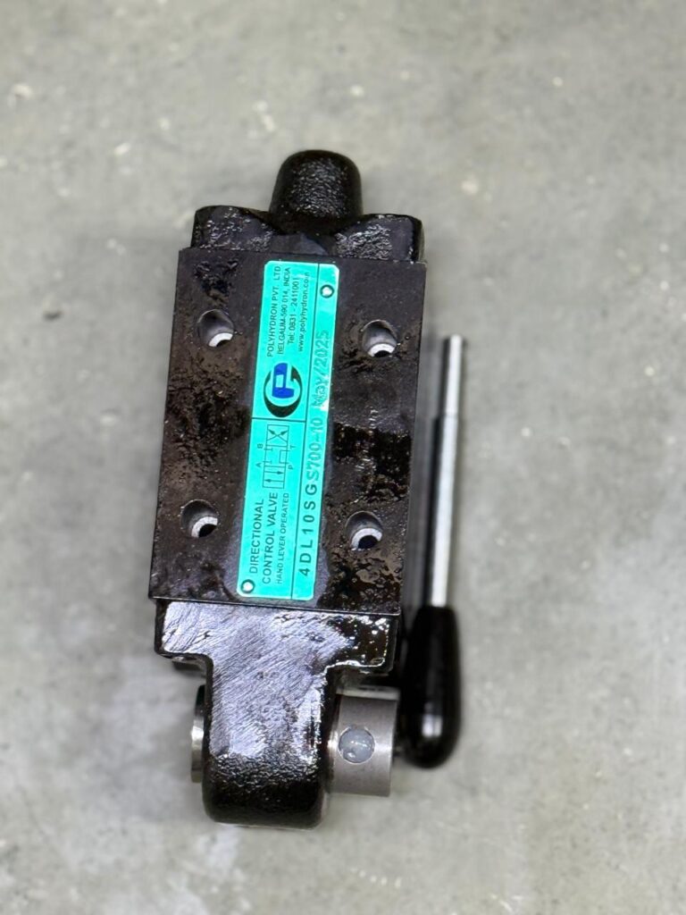 Hand operated directional control valve